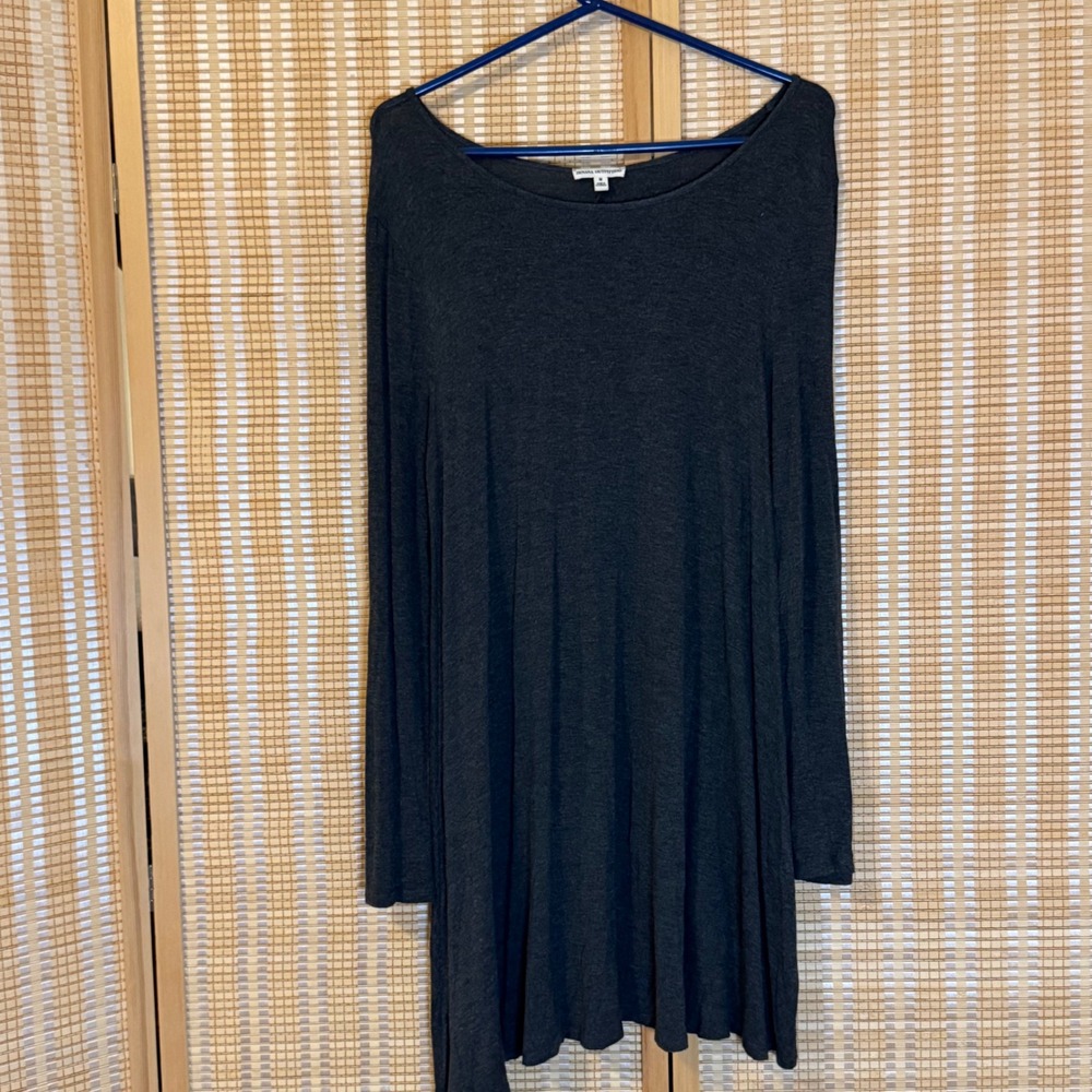 Zenana Outfitters Womens M Charcoal Gray Long Sleeve Tunic Top Flare Hem